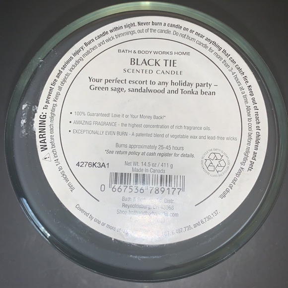 Black Tie 3 Wick Candle Bath & Body Works - Picture 4 of 8
